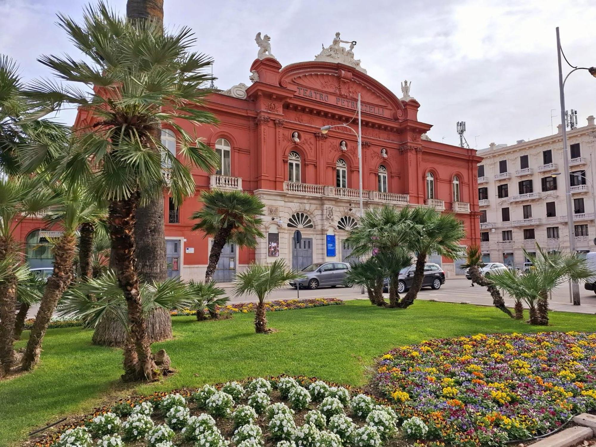 Novum Hospitality Hotel Bari Exterior foto